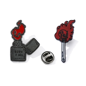 Broche en Émail Steampunk Gothique Crâne Allumette Briquet Flamme Brûlante Diable Badge pour Sac Vêtements Décoration Accessoires