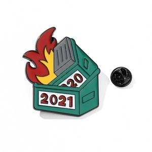 Funny Dumpster Fire Enamel Pin 2020 2021 Meme Alloy Metal Badge Creative Humorous Lapel Pin Brooch Jewelry Gift Unisex