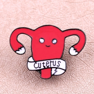 Broche Pin's en Émail Utérus Dessin Animé Créatif Alliage Cuterus Drôle Badge Médical Féministe pour Femmes Bijoux