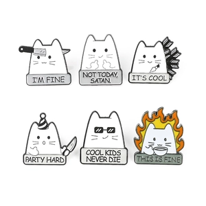 Lot de 6 épingles émaillées chat blanc avec motifs mèmes créatifs et support métallique