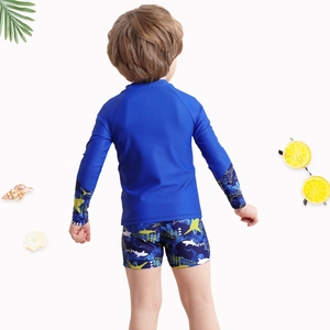Conjunto de baño para niños con manga larga, estampado de tiburones y protección solar