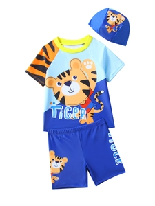 Details van de 3-delige jongens zwemkleding met tijgerprint, zwembroek en badmuts