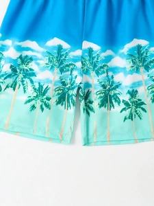 Detailaufnahme von Tropenpalmen auf blauer Schnelltrocknende Strandshorts