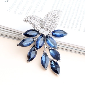 Eleganter Zinklegierung Blatt Blumen Brosche Königsblau Kristall Strass Eingelegt Pin Für Damen Hochzeit Bankett Dekorativer Schmuck