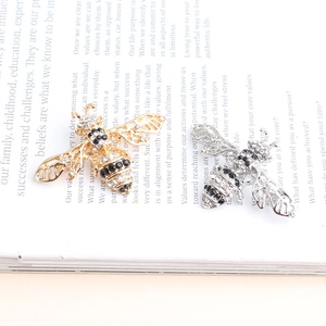 Vintage Zinklegierung Honigbiene Brosche Strass Eingelegt Insekt Reversnadel Für Damen Herren Mode Dekorative Kleidung Schmuck Geschenk