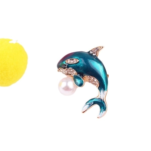 Creative dolphin enamel brooch with blue gradient rhinestones and white pearl accent
