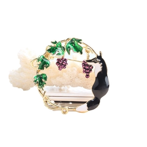 Charming fox and grape wreath enamel brooch pin with gold plating on white coral stone
