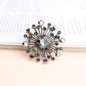 Vintage Zinc Alloy Sunburst Flower Brooch Rhinestone Artificial Crystal Pin Jewelry For Wedding Banquet Women Accessory