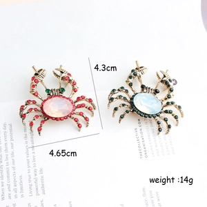 Broches crabe exquises avec pierres opales roses et bleues en placage or ancien