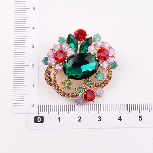 Detailed view of flower brooch with colorful crystals and 4.5cm ruler scale display