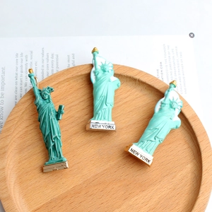 Creative Statue Of Liberty Enamel Brooch Pin New York Landmark Zinc Alloy Badge For Clothes Backpack Accessories Souvenir Gift