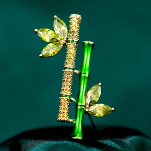 Chinese Style Bamboo Brooch Green Enamel Zirconia Inlaid Gold Plated Copper Leaf Pin For Unisex Elegant Banquet Jewelry