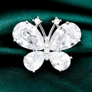 Elegant Butterfly Brooch Pin For Women Gold Plated Copper Zirconia Sparkling Rhinestone Suit Accessory Fashion Jewelry Gift
