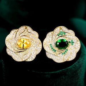 Broche Fleur Camélia Élégante Pour Femmes Cuivre Plaqué Or Véritable Micro Incrusté Zircon Strass Pour Banquet Mariage Bijou