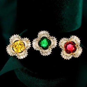 Luxury Flower Brooch Gold Plated Copper Micro Inlaid Zirconia Pin For Women Elegant Banquet Anti-Exposure Clothing Accessory