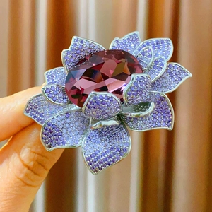 Luxueuse Brosse en Cuivre Fleur de Lotus Violette Avec Zircone Étincelante Élégante Épingle de Revers Style Coréen pour Mariage Fête Bijoux Femme