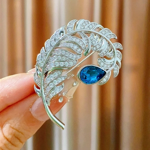 Elegant Feather Brooch For Women Copper Pin With Blue Synthetic Crystal And Zirconia For Wedding Party Decoration