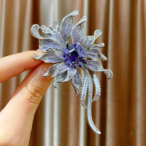Elegant Purple Flower Brooch Pin For Women Silver Plated Copper Micro Pave Zirconia Botanical Floral Jewelry For Wedding