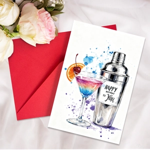 Dettaglio del biglietto d'auguri con cocktail ad acquerello su busta rossa
