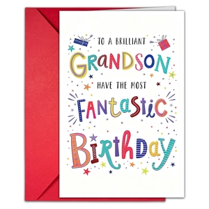 Dettaglio del biglietto d'auguri colorato per nipote con busta rossa e grafiche festose