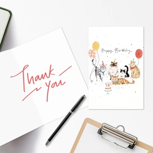 Dettaglio del biglietto d'auguri gatto acquerello e biglietto di ringraziamento con set