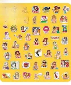 Détails de 50 autocollants pop art avec filles rétro et icônes colorées sur fond jaune