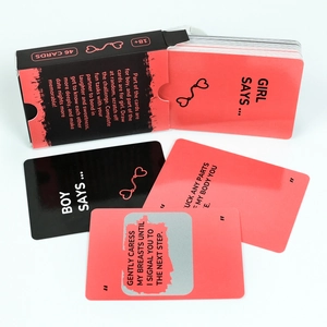 Set mit 46 interaktiven Rubbelkarten für Paare in einer rot-schwarzen Box für Spiele