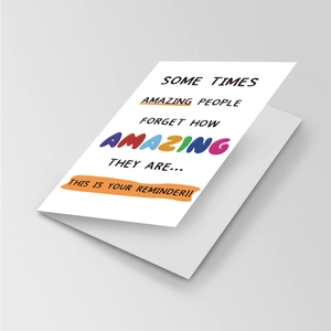 Detail einer gefalteten Dankeskarte mit Motivationsspruch auf weißem Kartonpapier