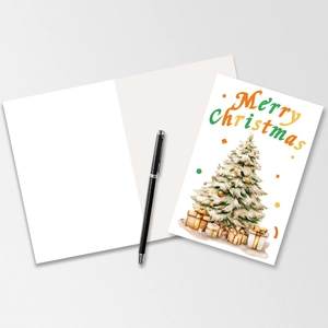 Détail de carte de Noël avec sapin à l'aquarelle et page intérieure vierge pliée