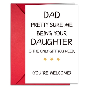Primer plano de tarjeta del Día del Padre con texto gracioso y sobre rojo