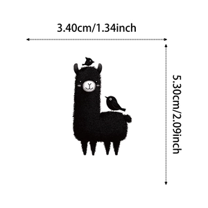 Détail d'un autocollant d'alpaga noir montrant les dimensions de taille 3,40x5,30 cm