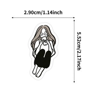 Dettaglio delle dimensioni di un adesivo per ragazza che misura 2,90 cm per 5,52 cm