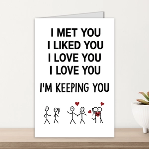 Carte de Saint-Valentin pliable avec illustration romantique et petits cœurs rouges