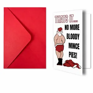 Tarjeta de Navidad graciosa con Papá Noel y sobre rojo con las dimensiones detalladas