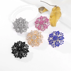 Luxury multi-color crystal flower brooches with sparkling rhinestones in five colors