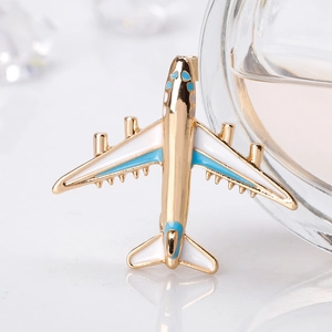 Broche Avion Dorée Créative en Alliage Émail Pin's Avion Bijoux de Mode Accessoire de Vêtement pour Hommes Femmes Costumes Manteau Cadeau