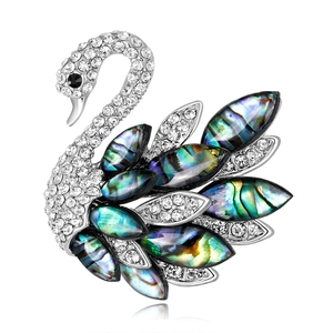 Broche cygne élégante avec nacre d'abalone irisée et accents de cristaux brillants