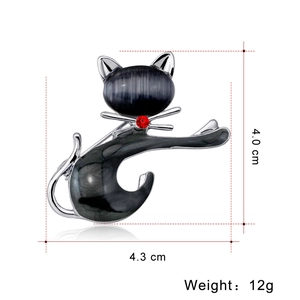 Spilla gatto carina con opale grigio e cristallo rosso per accessori moda donna