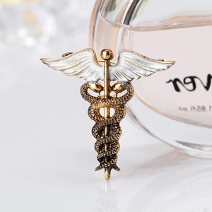 Vintage Legierung Hermesstab Brosche Medizinisches Symbol Doppelter Schlangenstab Mit Engelsflügel Emaille Anzug Anstecknadel Schmuck Geschenk
