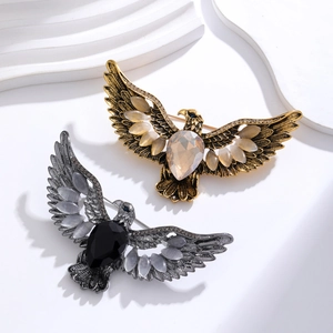 Vintage Alloy Eagle Brooch Pin With Rhinestone Crystal Faux Gemstones Antique Gold Silver Animal Brooch For Suits Jackets