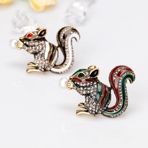 Sparkling squirrel brooches with rhinestones, enamel detail and imitation pearls