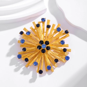 Vintage Gold Alloy Starburst Sunflower Brooch Pin With Blue Rhinestones Elegant Clothing Accessories For Women Jewelry