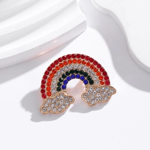 Sweet Japanese Rainbow Cloud Brooch Zinc Alloy Rhinestone Pin Sweater Cardigan Shawl Buckle Fashion Jewelry Gift For Women