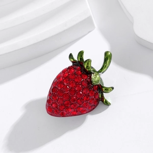 Korean Fashion Alloy Rhinestone Strawberry Brooch Red Green Enamel Fruit Breastpin For Shirt Suit Women Jewelry Gift
