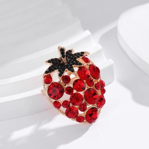 Exquise Broche de Fruit Fraise pour Femmes Alliage Strass Rouge Épingle Plaquée Or Bijou de Mode Accessoire pour Cardigan Manteau