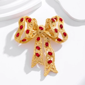 Vintage Golden Zinc Alloy Hollow Bowknot Brooch With Red Rhinestones Retro Luxury Bow Knot Breastpin Jewelry For Women Sweaters And Coats