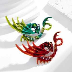 Broche en Émail Dragon Volant Mythologique Occidental Alliage de Zinc Strass Colorés Goutte d'Huile Épingle de Revers pour Hommes Femmes Accessoires de Costume