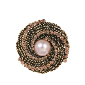 Vintage Round Spiral Brooch With Faux Artificial Pearl And Rhinestones Antique Gold Finish Baroque Style Pin For Women Elegant Accessory