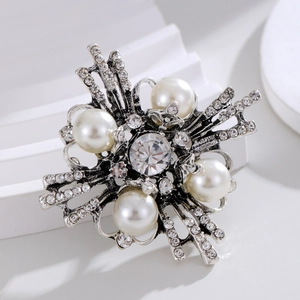 Vintage Alloy Cross Brooch With White Faux Artificial Pearls And Rhinestones Baroque Palace Style Silver Pin For Women Coat Jewelry