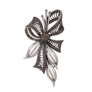 Vintage Bow Rhinestone Brooch Pin For Women Antique Silver Gold Zinc Alloy Elegant Hollow Bowknot Breastpin Jewelry Accessory